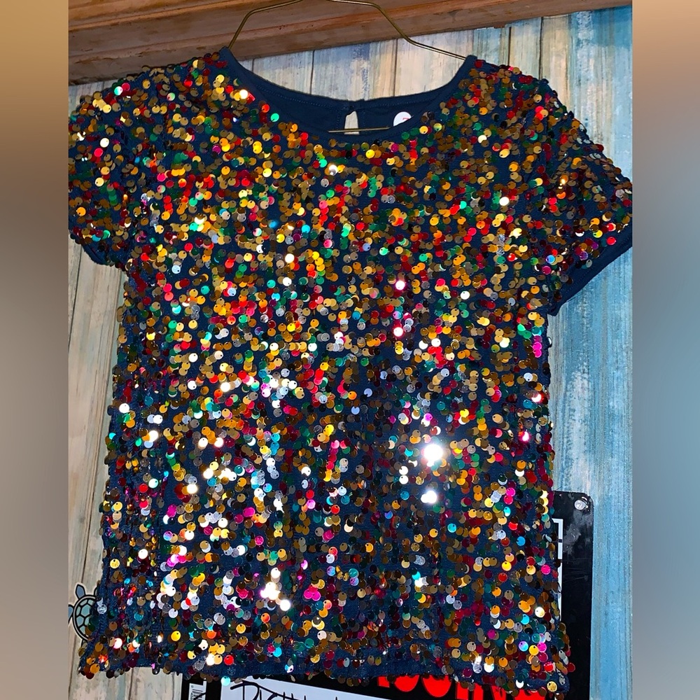 Kids shirt size 10 LIKE NEW